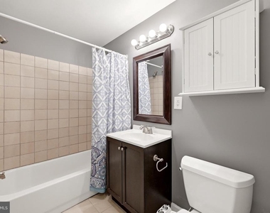 112 Chatham Square - Photo Thumbnail 22