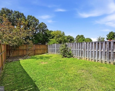 112 Chatham Square - Photo Thumbnail 24