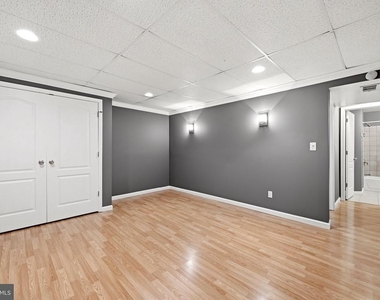 112 Chatham Square - Photo Thumbnail 18