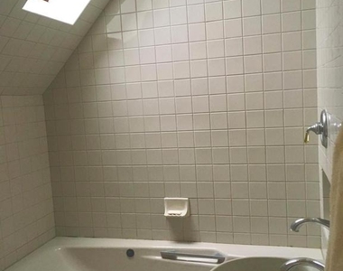 9078 Garage Apt Knoll Run Lane - Photo Thumbnail 12