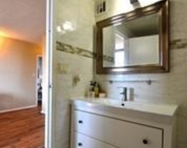 5500 Holmes Run Parkway - Photo Thumbnail 15