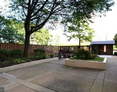 5500 Holmes Run Parkway - Photo Thumbnail 26