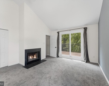 76 N Bedford Street - Photo Thumbnail 17