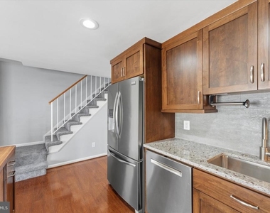76 N Bedford Street - Photo Thumbnail 8