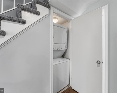 76 N Bedford Street - Photo Thumbnail 15
