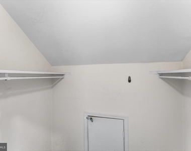 76 N Bedford Street - Photo Thumbnail 18
