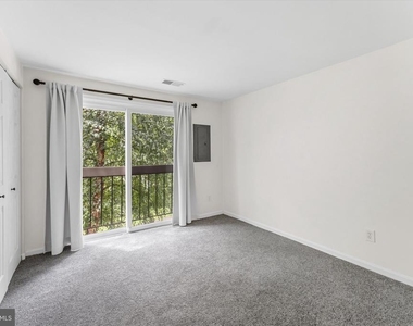 76 N Bedford Street - Photo Thumbnail 12