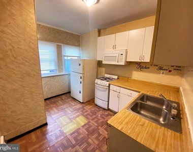 819 E Allegheny Avenue - Photo Thumbnail 9