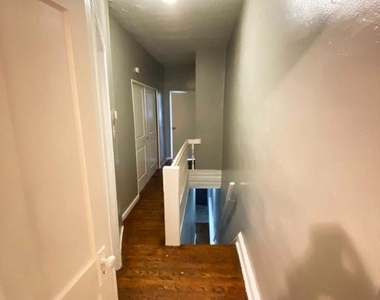 819 E Allegheny Avenue - Photo Thumbnail 13