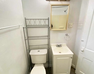 819 E Allegheny Avenue - Photo Thumbnail 11