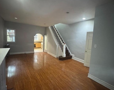 3836 N 9th Street - Photo Thumbnail 5