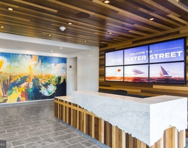 235 N Columbus Boulevard - Photo Thumbnail 29