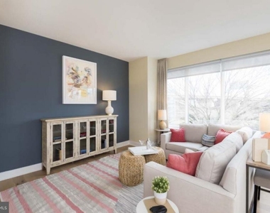 235 N Columbus Boulevard - Photo Thumbnail 48
