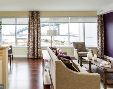 235 N Columbus Boulevard - Photo Thumbnail 46