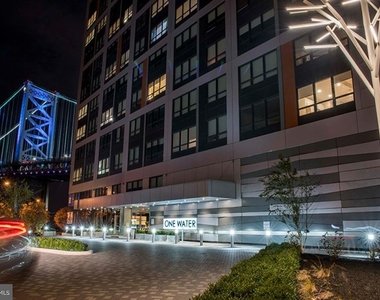 235 N Columbus Boulevard - Photo Thumbnail 61
