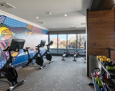 235 N Columbus Boulevard - Photo Thumbnail 24