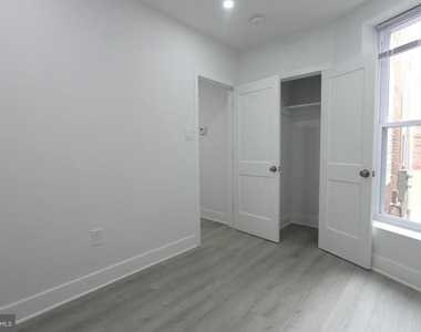 103 E Coulter Street - Photo Thumbnail 9