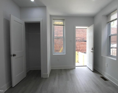 103 E Coulter Street - Photo Thumbnail 14