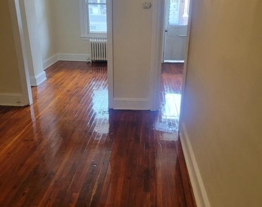 5322 Lesher Street - Photo Thumbnail 6