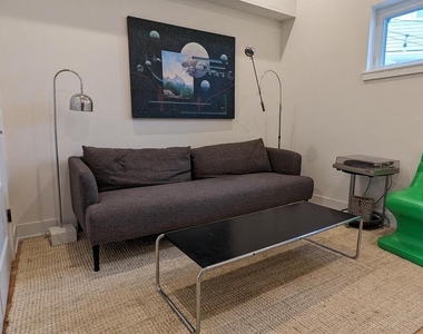 2010 Amber Street - Photo Thumbnail 10