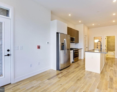 2010 Amber Street - Photo Thumbnail 7