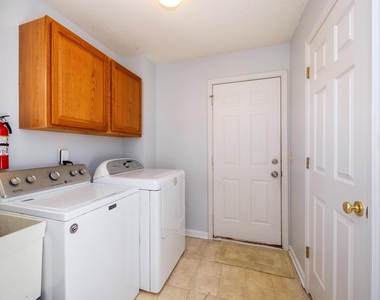 7798 Greene Farm Drive - Photo Thumbnail 25