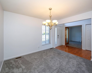 7798 Greene Farm Drive - Photo Thumbnail 11