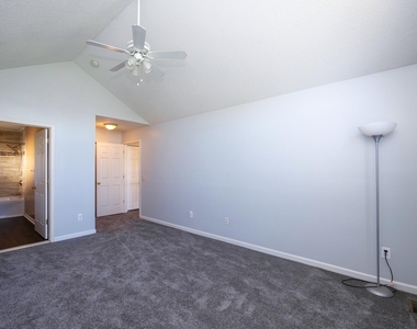 7798 Greene Farm Drive - Photo Thumbnail 38