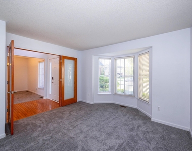 7798 Greene Farm Drive - Photo Thumbnail 13