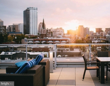 130 W Girard Avenue - Photo Thumbnail 5