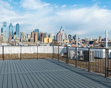 130 W Girard Avenue - Photo Thumbnail 8