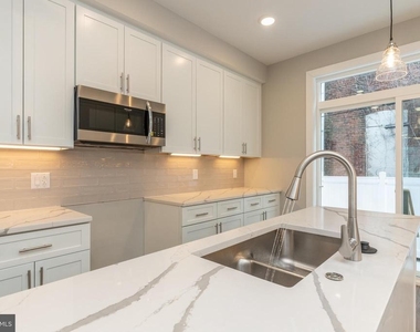 143 W Huntingdon Street - Photo Thumbnail 4
