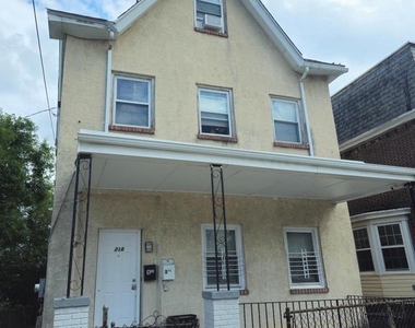 218 E Price Street - Photo Thumbnail 24