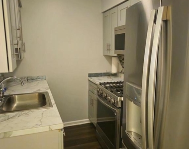 218 E Price Street - Photo Thumbnail 5