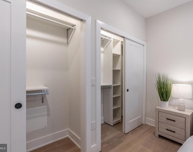 1754 Wylie Street - Photo Thumbnail 15