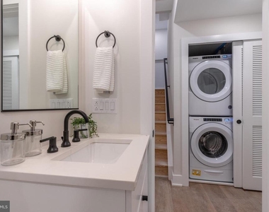 1754 Wylie Street - Photo Thumbnail 21