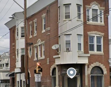 5747 N Wyalusing - Photo Thumbnail 2