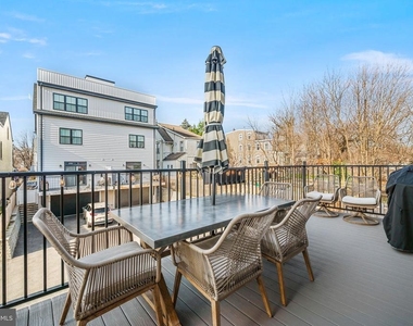 330 Wright Street - Photo Thumbnail 7