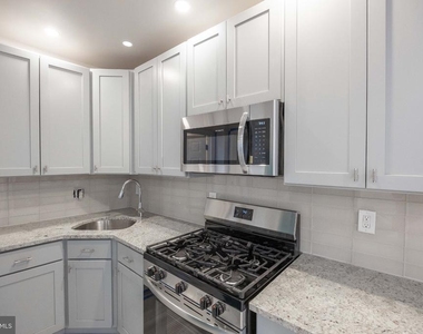 6649 Blakemore Street - Photo Thumbnail 27