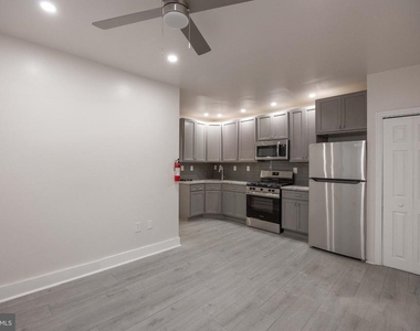 6649 Blakemore Street - Photo Thumbnail 9