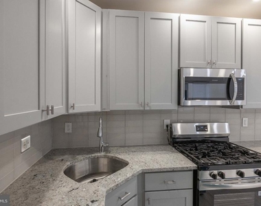 6649 Blakemore Street - Photo Thumbnail 28