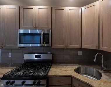 6649 Blakemore Street - Photo Thumbnail 20