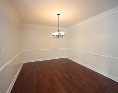 9506 Dellbrook Court - Photo Thumbnail 6