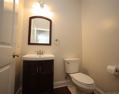 9506 Dellbrook Court - Photo Thumbnail 9