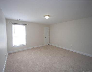 9506 Dellbrook Court - Photo Thumbnail 19