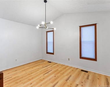 4463 Briton Circle - Photo Thumbnail 10