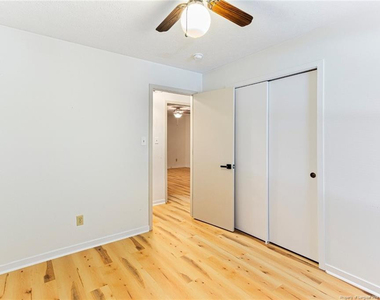 4463 Briton Circle - Photo Thumbnail 17