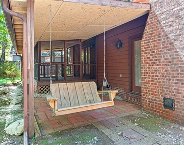 4463 Briton Circle - Photo Thumbnail 30