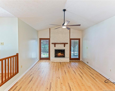 4463 Briton Circle - Photo Thumbnail 7