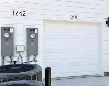 1242 Coach Station Alley - Photo Thumbnail 20